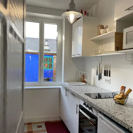 Le 111 Bed & Breakfast