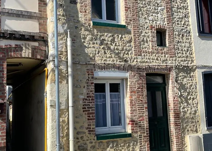 Le 111 Bed & Breakfast 3*