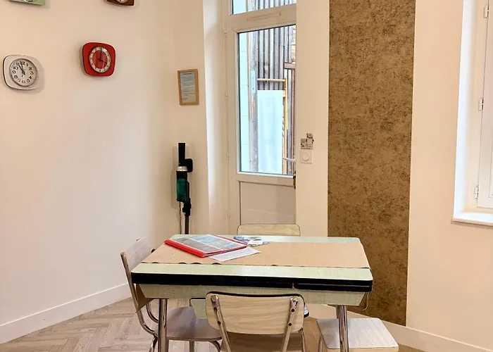 Le 111 Bed & Breakfast 3*